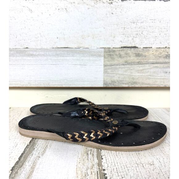 UGG Women’s 7 Black Tan Leather Braided Slip On Flip Flop Sandal Summer Beach - Picture 3 of 7